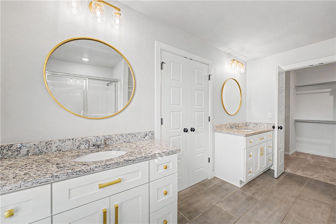 GROVES NEIGHBORHOOD PH II, THE-ROGERS - Residential