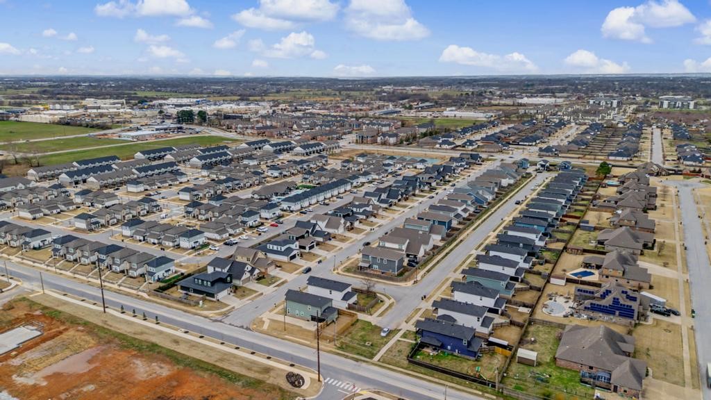 GROVES NEIGHBORHOOD PH II, THE-ROGERS - Residential