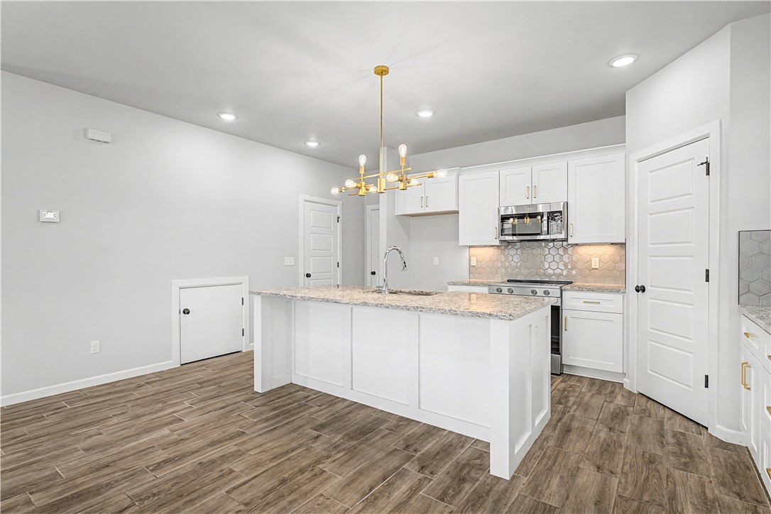 GROVES NEIGHBORHOOD PH II, THE-ROGERS - Residential