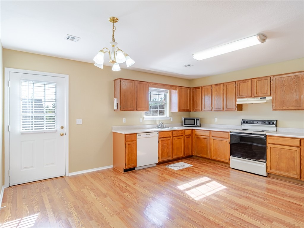 Holly Gardens Bentonville - Residential Lease