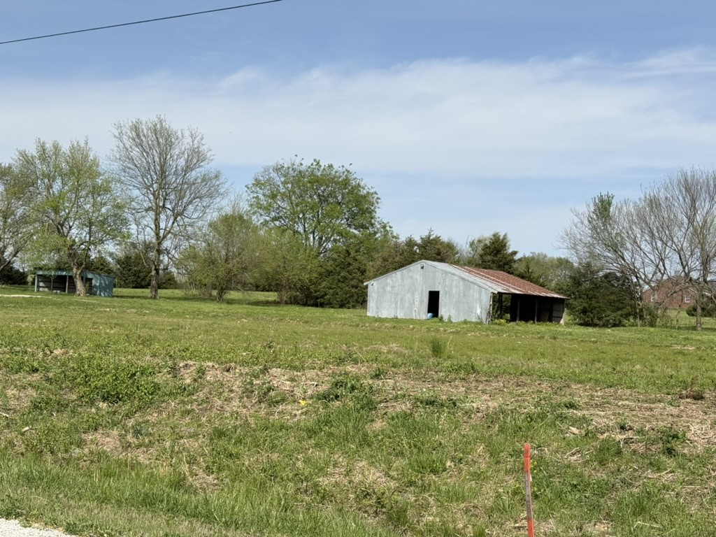 Country Living - Residential
