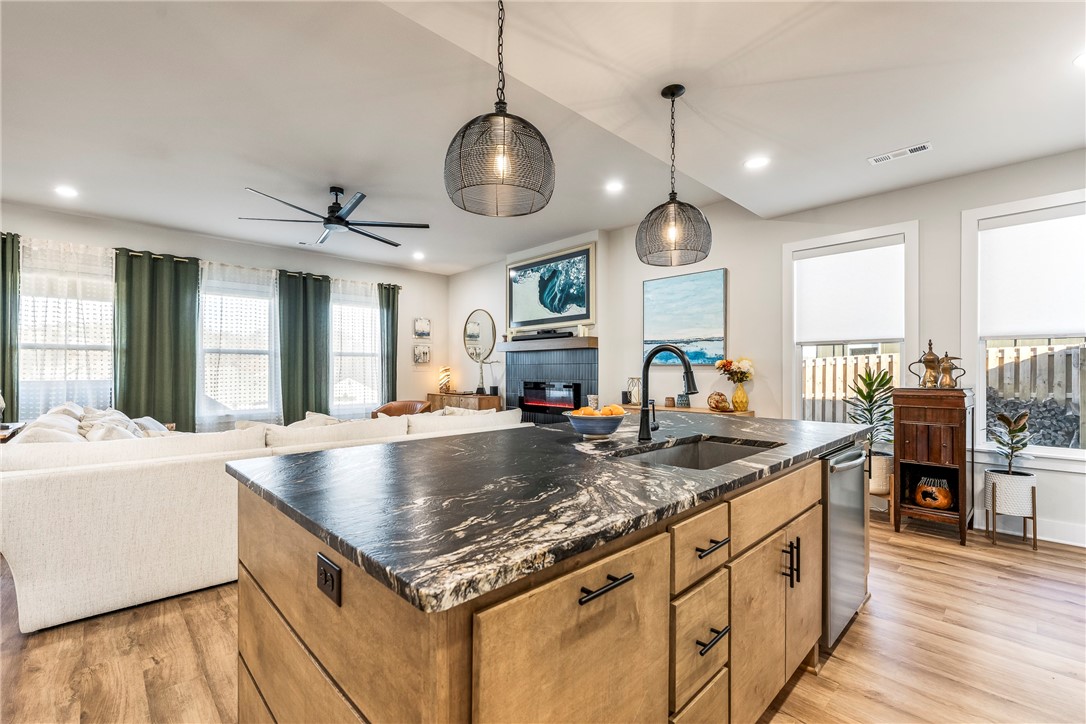 Greens At Sugar Creek, The Pea Ridge - Residential