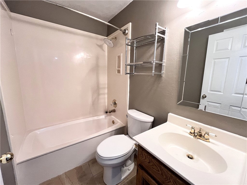 Oakford Sub Bvv - Residential Lease