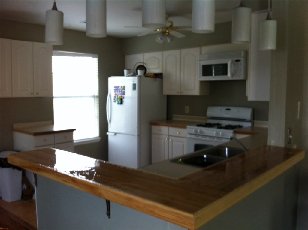 Brookhollow Sub - Residential Lease