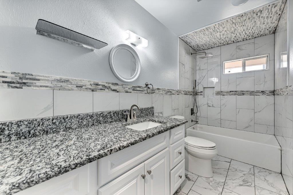 Norwood Acres 3rd Rogers - Residential