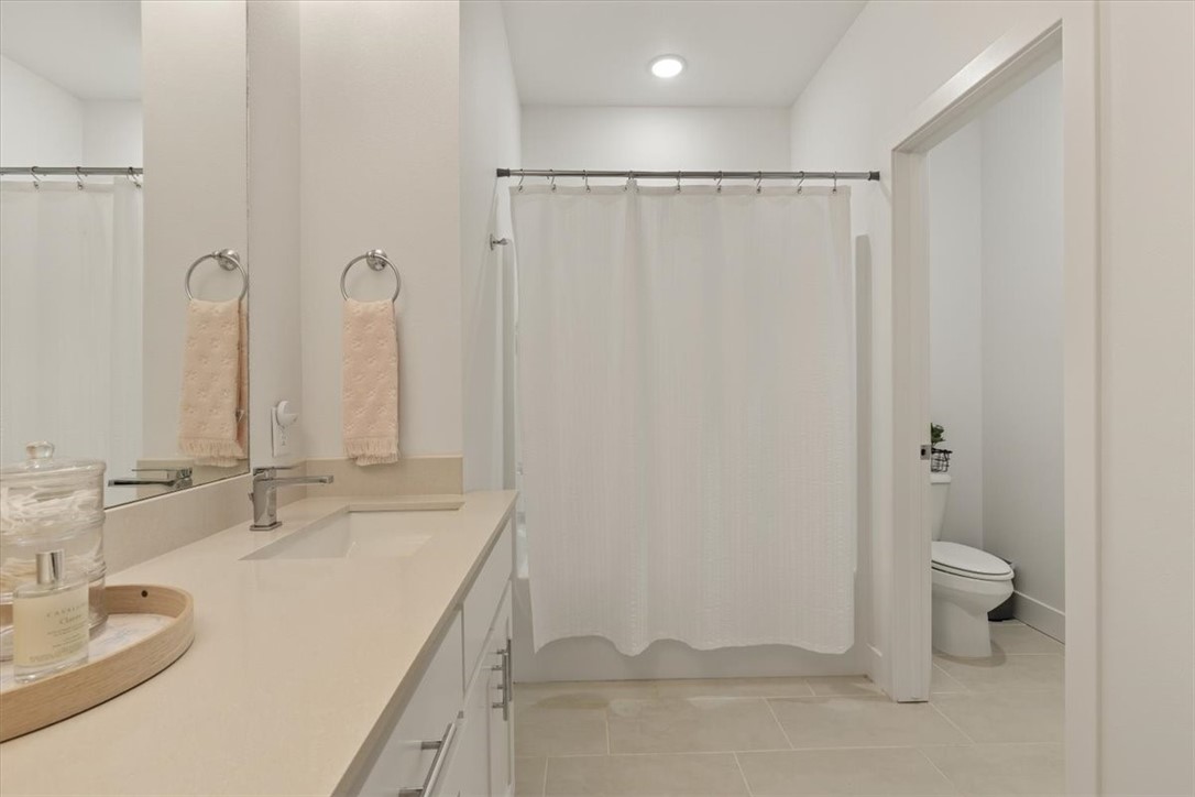 Aurora - Residential