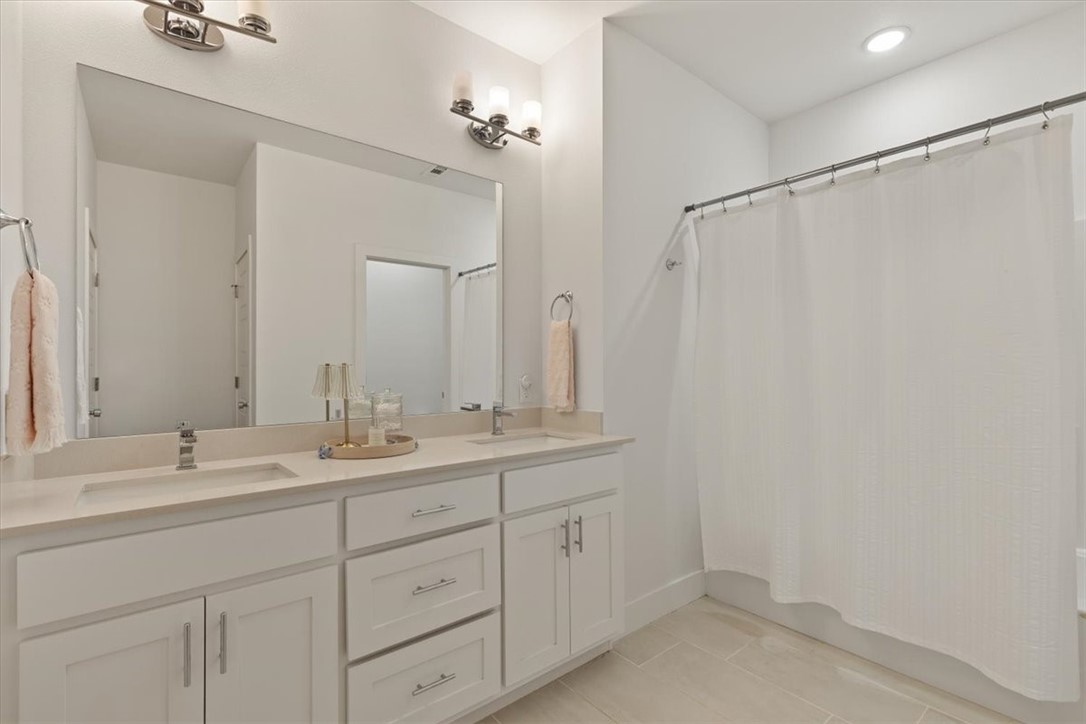 Aurora - Residential