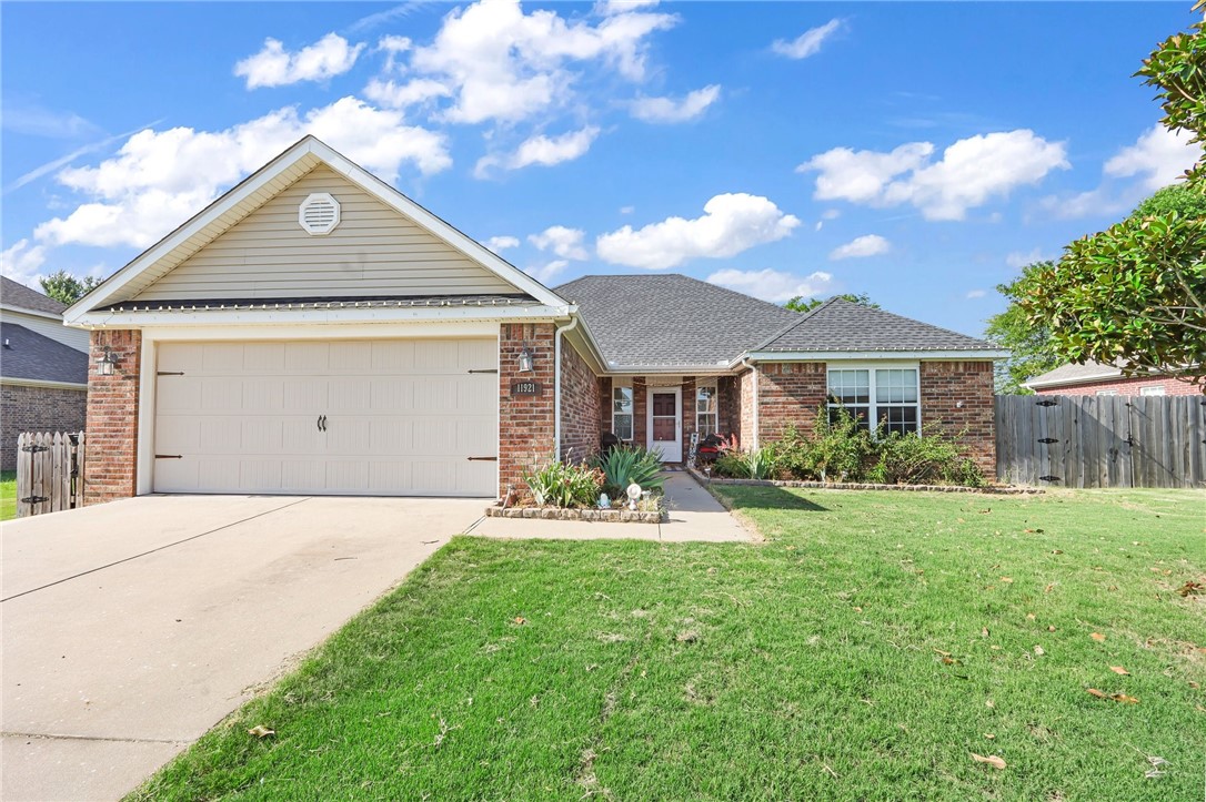 Introducing a charming home that seamlessly blends rural tranquility with modern convenience. Enjoy stunning country views from the rear of the house, while being only 17-minute away from the U of A Fayetteville campus. This RD-eligible property features a unique floor plan with 4 bedrooms, 2full bath rooms and a spacious living area highlighted by vaulted ceilings. The large eat-in kitchen offers abundant cabinetry, perfect for culinary enthusiasts. Numerous windows throughout the home provide ample natural lighting, homeowner has also recently upgraded flooring to laminate water resistant flooring through out the entire house. creating an open and inviting atmosphere. This all-electric, energy-efficient residence boasts low utility costs, making it an exceptionally affordable choice. Don’t wait schedule your showing today.