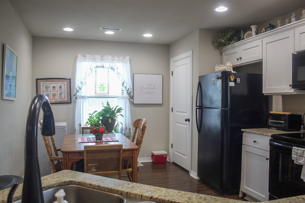 Belle Meade Sub Ph Iii - Residential