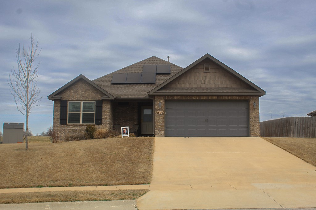 3BR 2BA Prairie Grove Home, built in 2020 with 2 car attached garage in Belle Meade Subdivision at the back portion.
Interior highlights include separate master and guest room suites, a walk in master bedroom closet, large kitchen pantry, and ceiling fans in all bedrooms and living room. Low electric bills! This home has working solar panels! A free TV broadcast antenna is wired to the living room.
All appliances and all window treatments will remain.
Exterior features include a 7x7 storage shed in the back yard, a covered patio, and fire hydrant located at the edge of the lot. Aluminum storm doors on both entrances reduce door drafts; the storm door screens allow a nice cross breeze throughout the house on nice days. Rain gutters over front door area and back of the house.
Nearby Muddy Fork Park features hiking path, playground, soccer fields, and dog park. Battlefield Park, downtown grocery/shopping all within 2 1/2 miles.