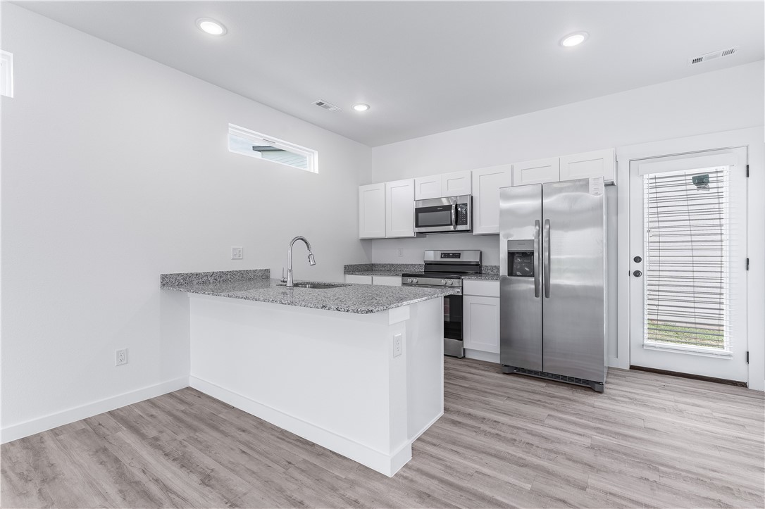 FEATHERSTON VILLAGE PH 2-CENTERTON - Residential