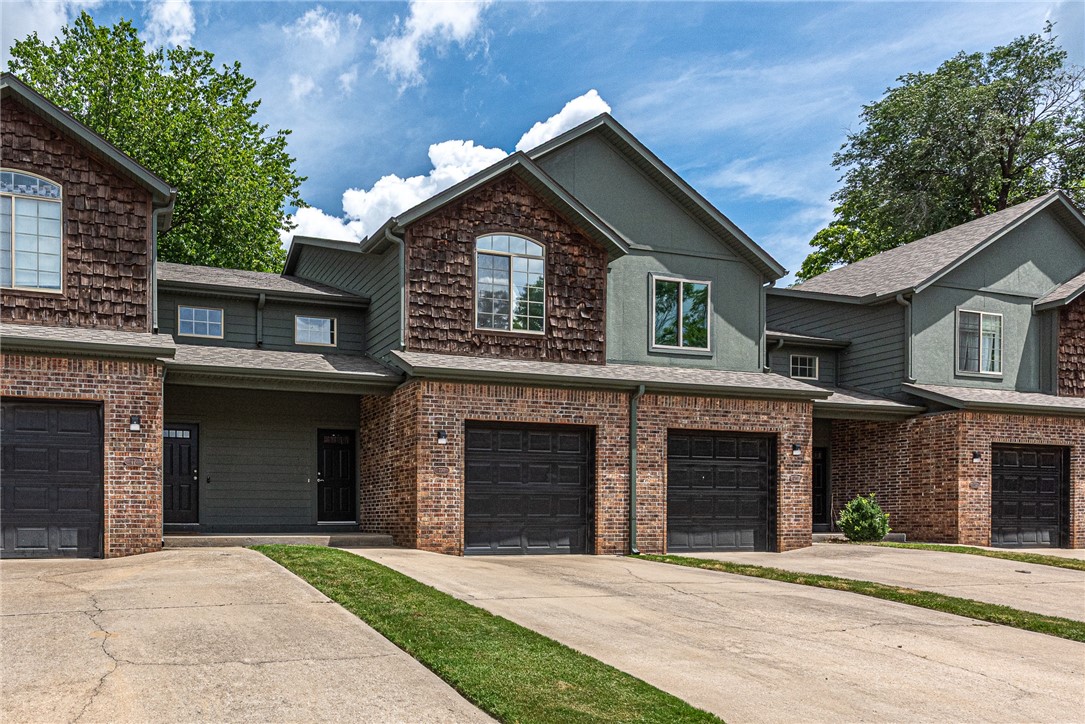 Breeze Cove Condo Hpr - Residential Lease