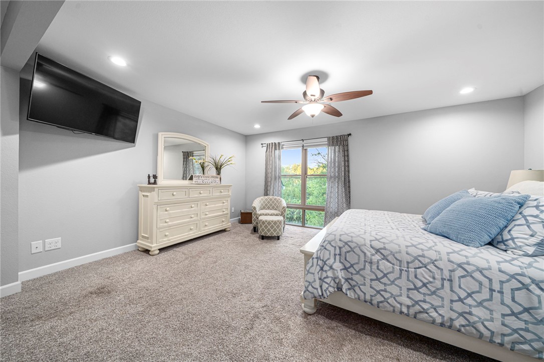 Fianna Hills lX-X-XXi - Residential