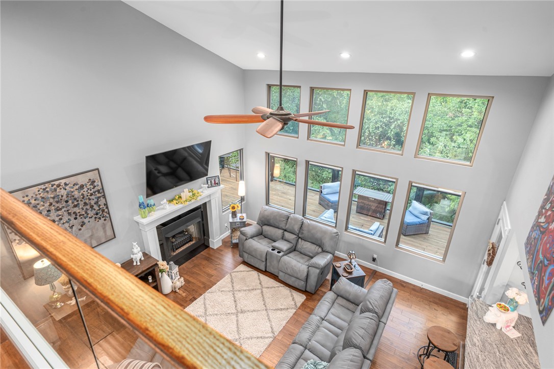 Fianna Hills lX-X-XXi - Residential