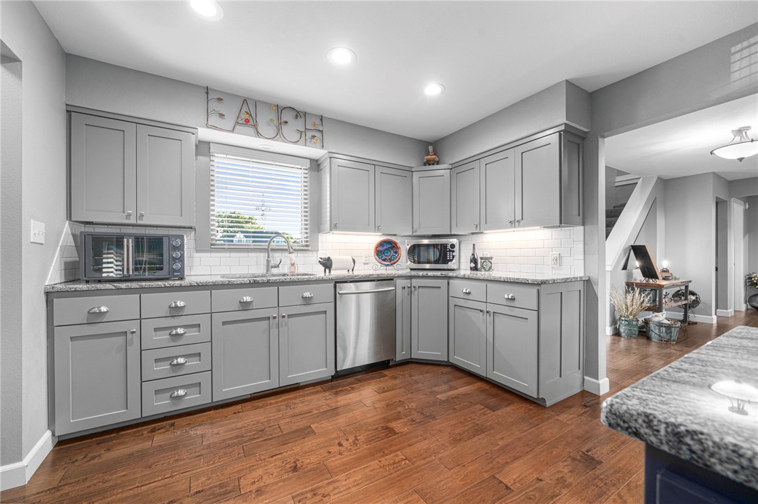 Fianna Hills lX-X-XXi - Residential