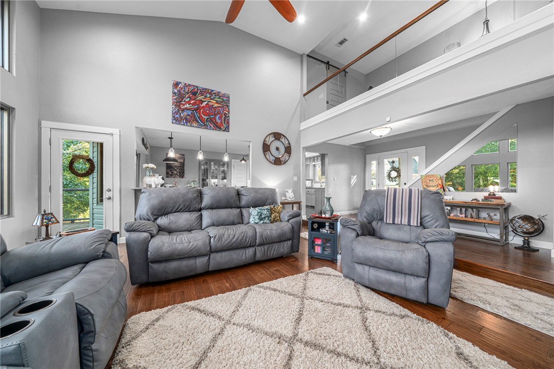 Fianna Hills lX-X-XXi - Residential