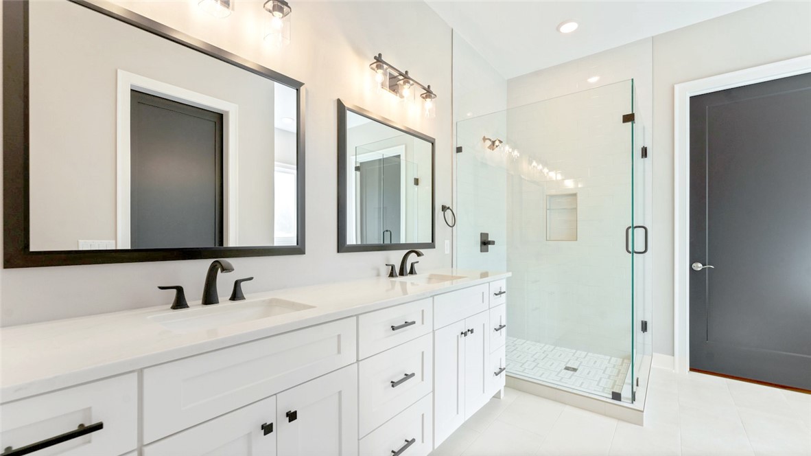 Dutton Woods - Residential