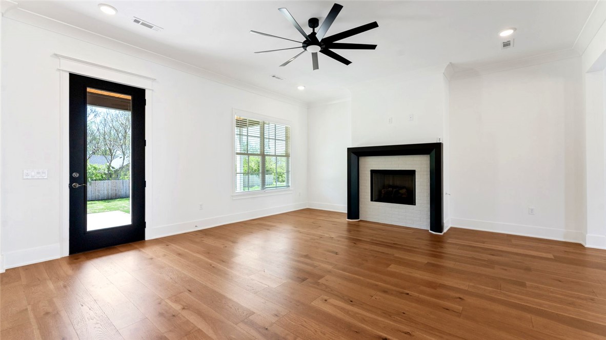 Dutton Woods - Residential