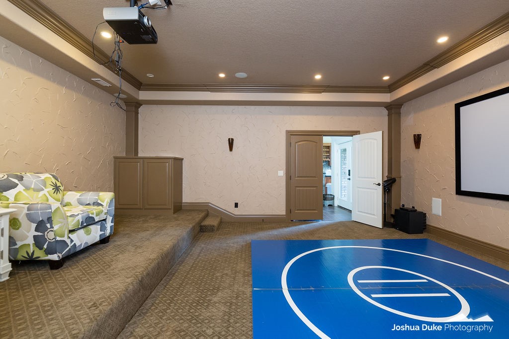 Champions Golf & Cc Rogers - Residential