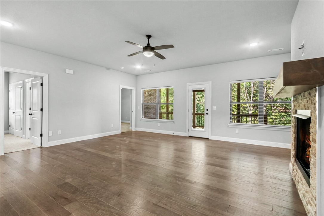 Elm Valley Sub Ph II Elm Spgs - Residential