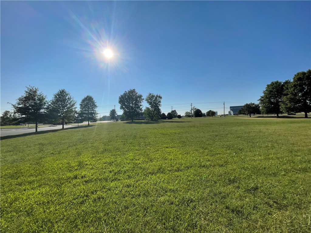 Springdale Outlots - Commercial Sale