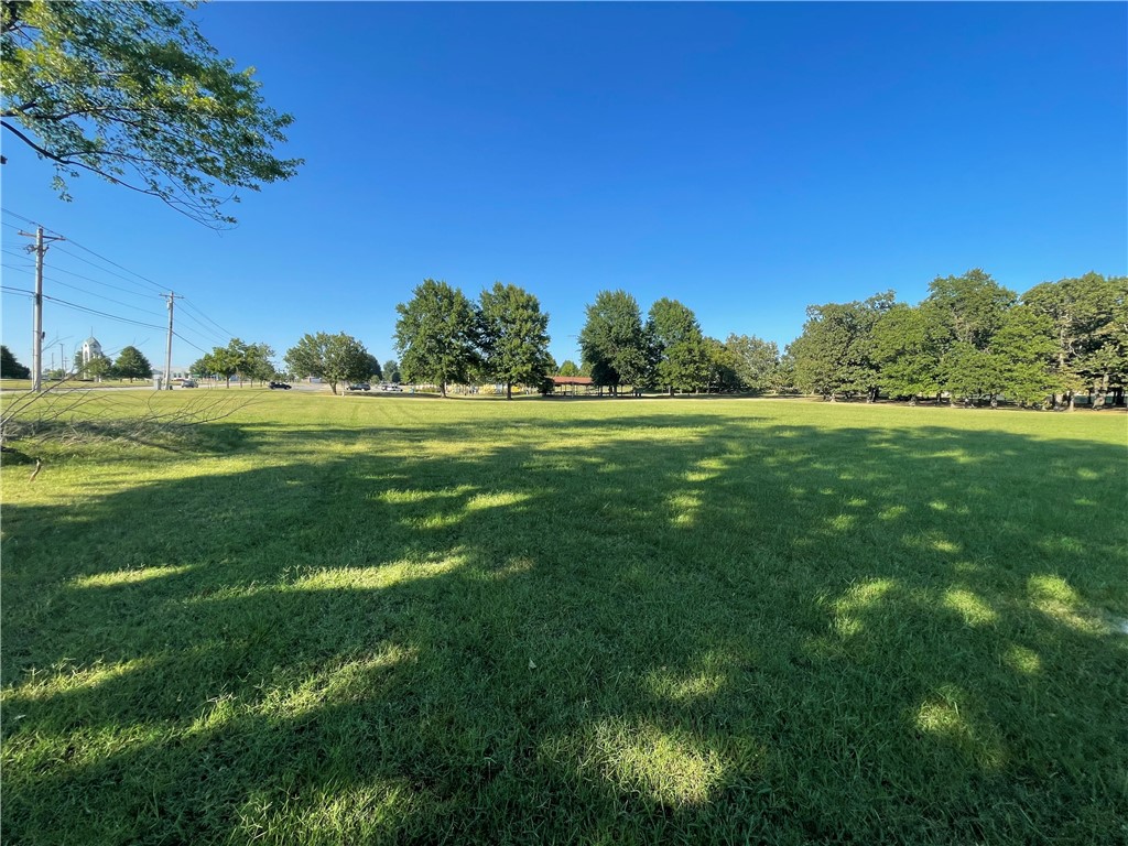 Springdale Outlots - Commercial Sale