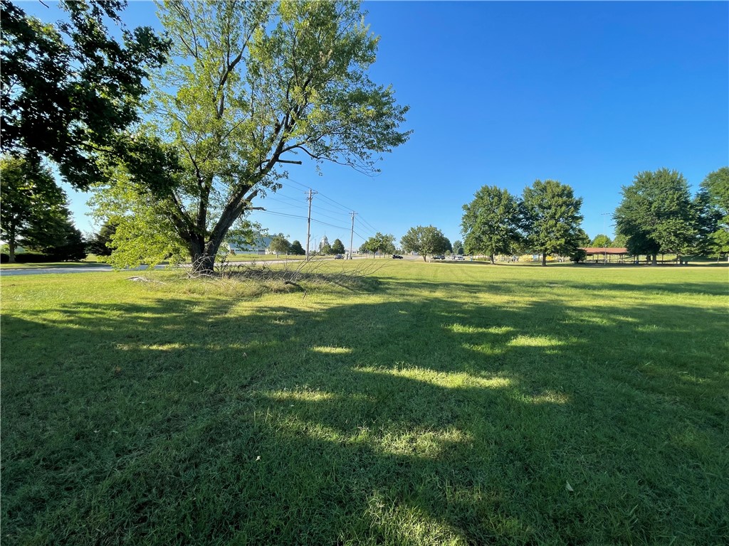 Springdale Outlots - Commercial Sale