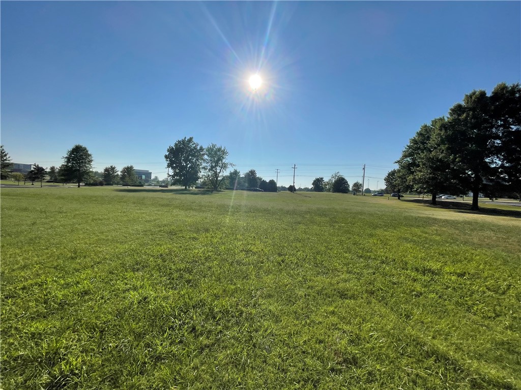Springdale Outlots - Commercial Sale