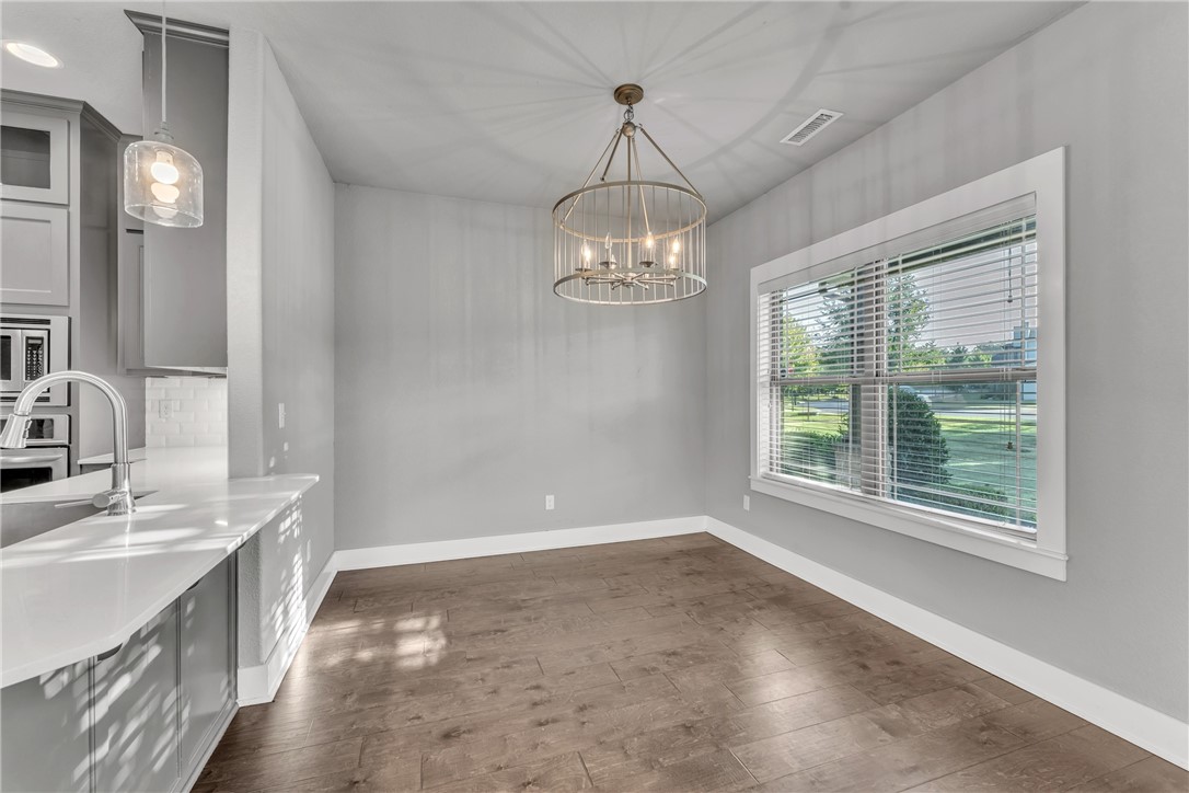 Town Homes At Forest Hills - Residential