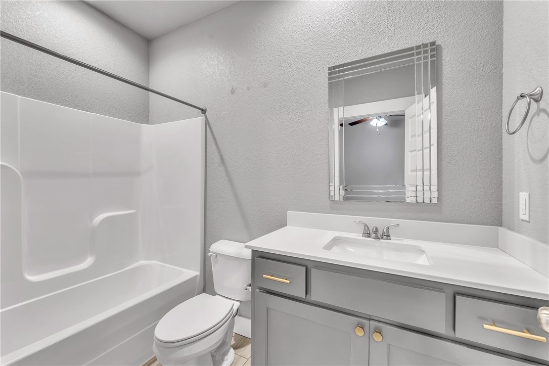 Town Homes At Forest Hills - Residential