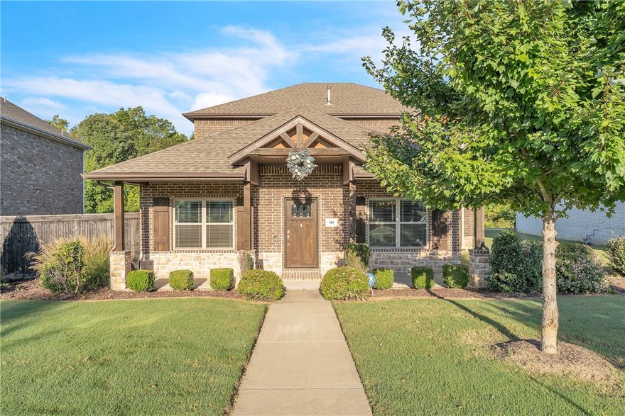 Beautiful townhome in a convenient, highly sought after area of NWA. Close to U of A, so great for students or investors! 4 bedrooms, 3.5 bath, over 2200 sqft. With new carpet and paint this property is move-in ready! Large balcony in the back makes for a great seating area for get togethers or just relaxing outdoors. Washer, dryer and appliances convey with property.