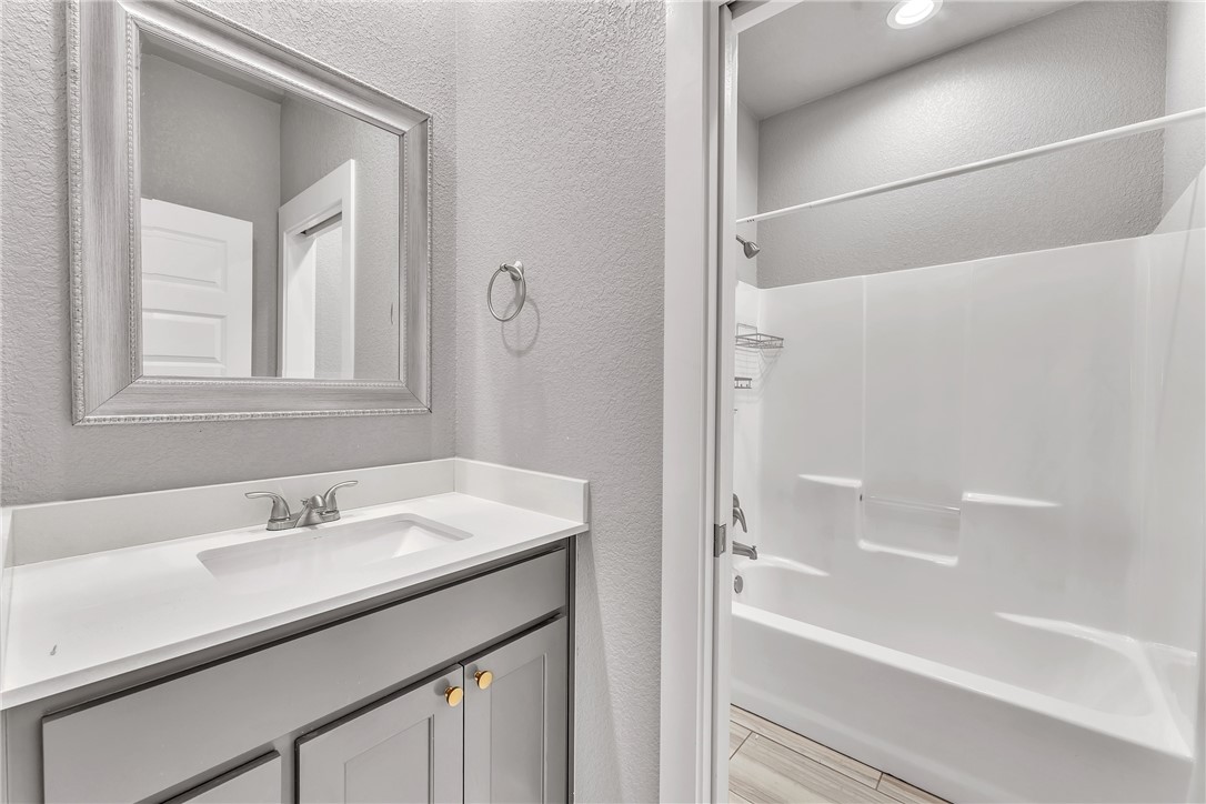Town Homes At Forest Hills - Residential