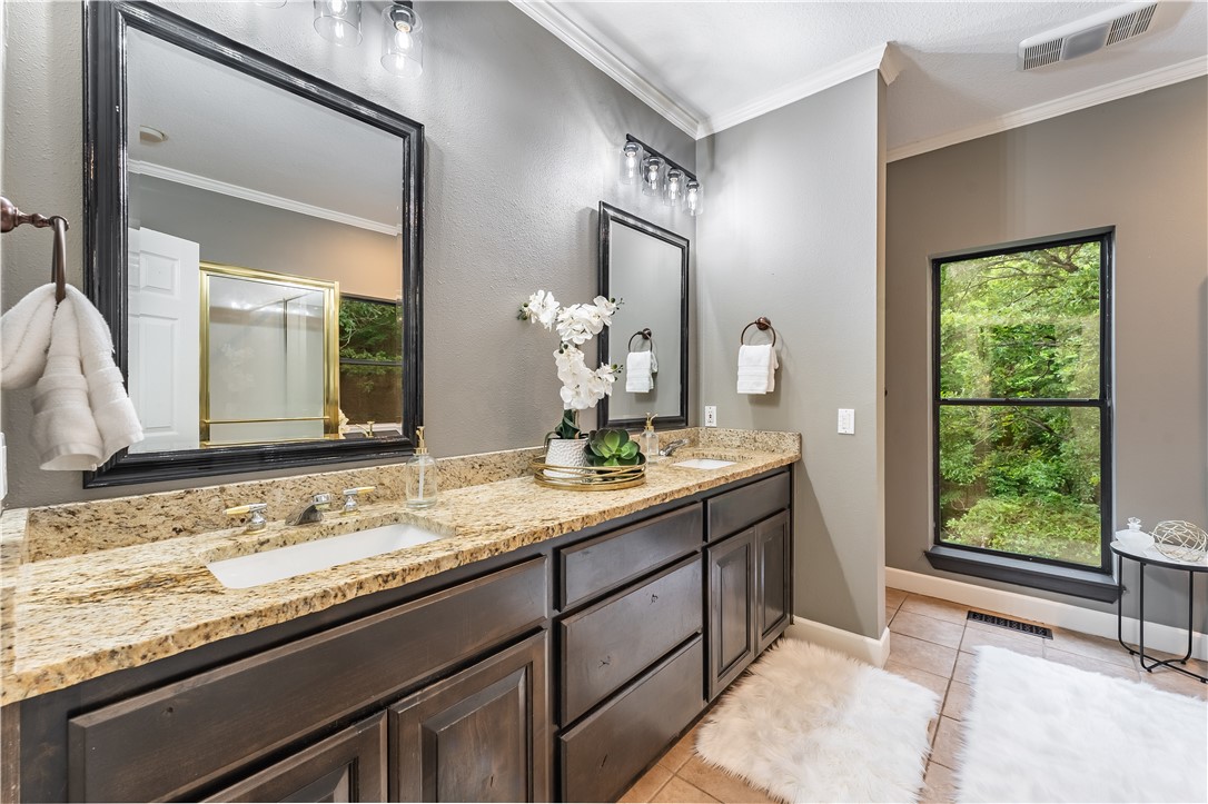 Woodview Estates - Residential