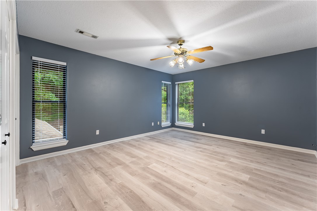 Woodview Estates - Residential