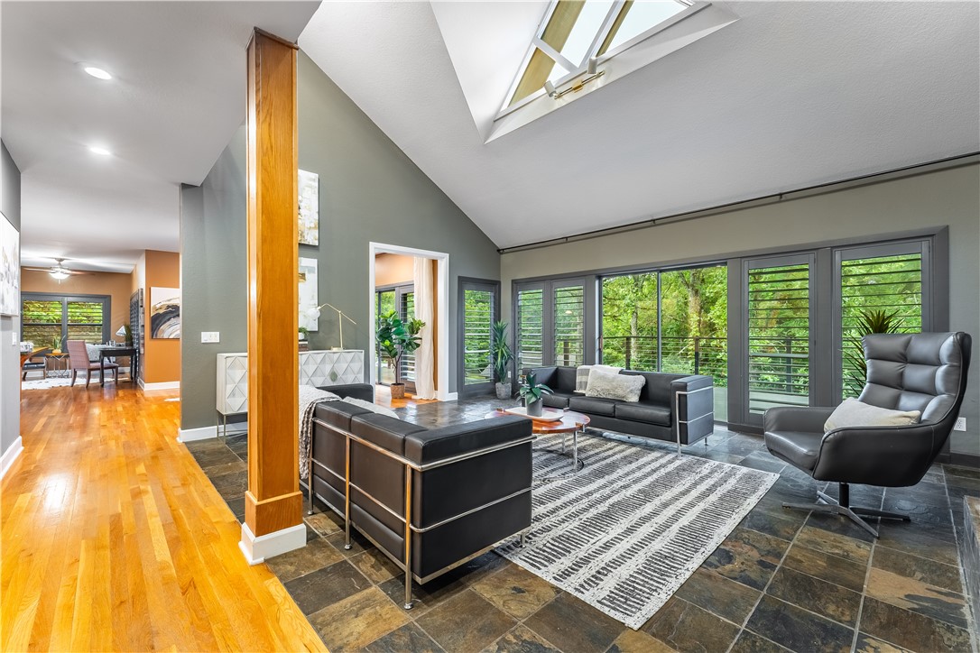 Woodview Estates - Residential