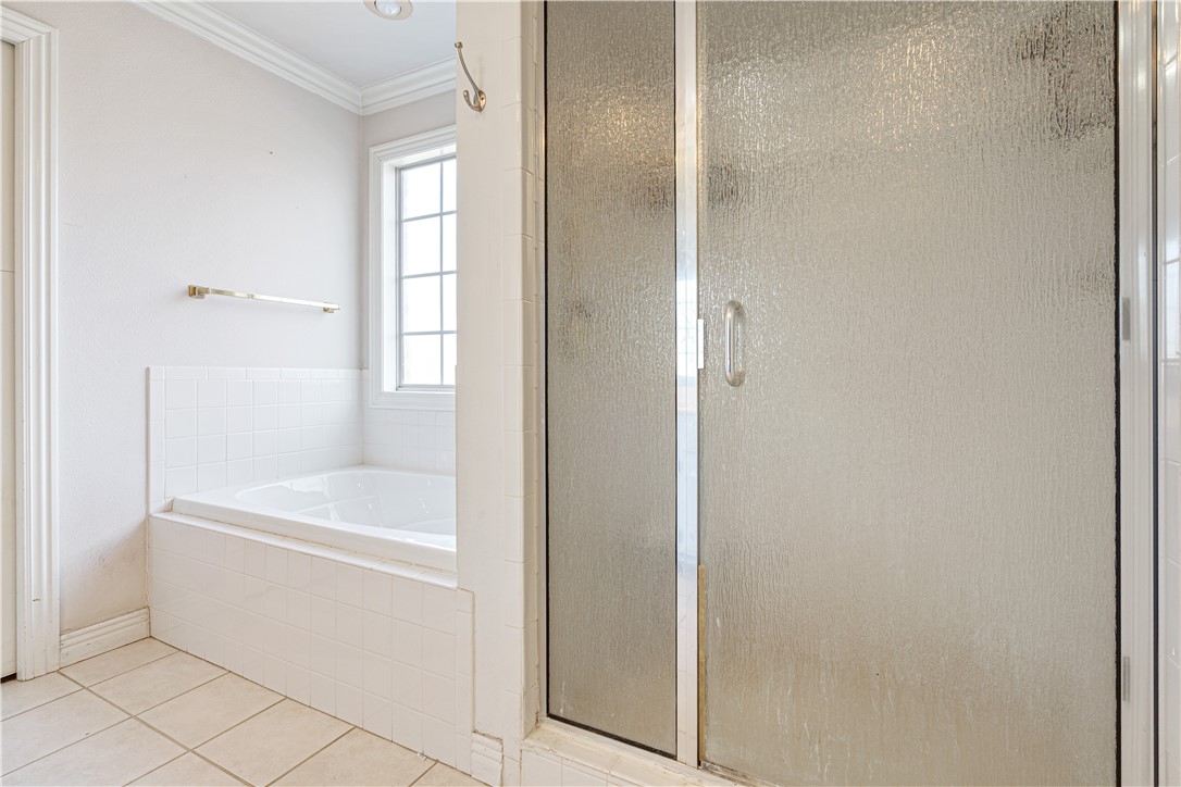 Country Club Acres - Residential