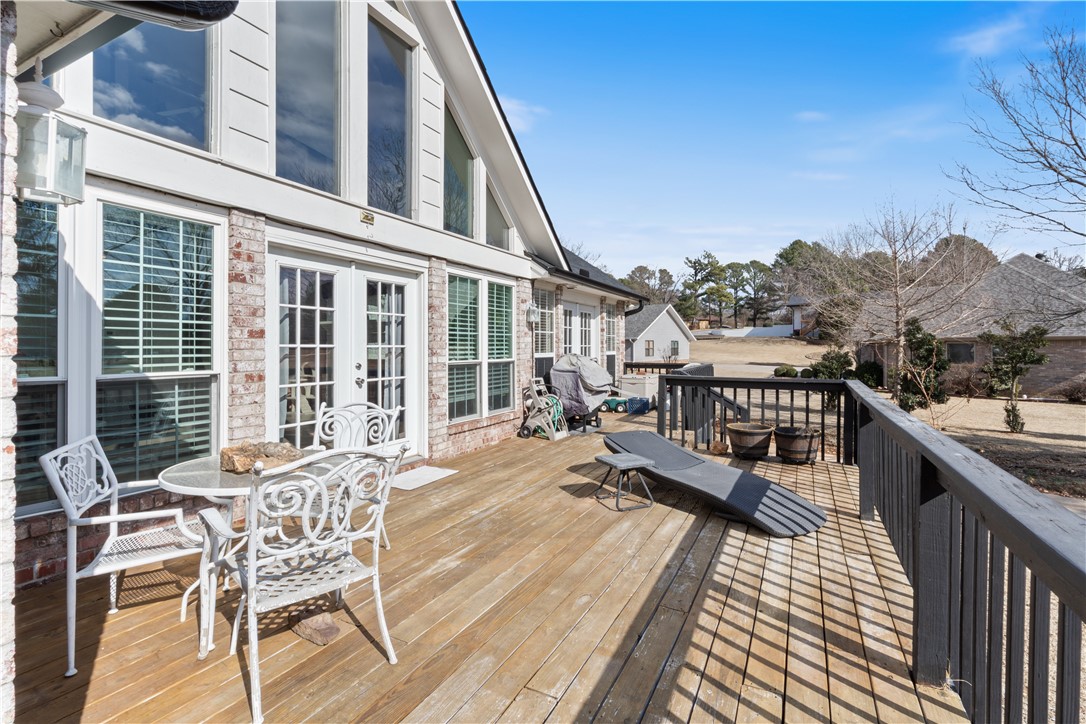 Country Club Acres - Residential