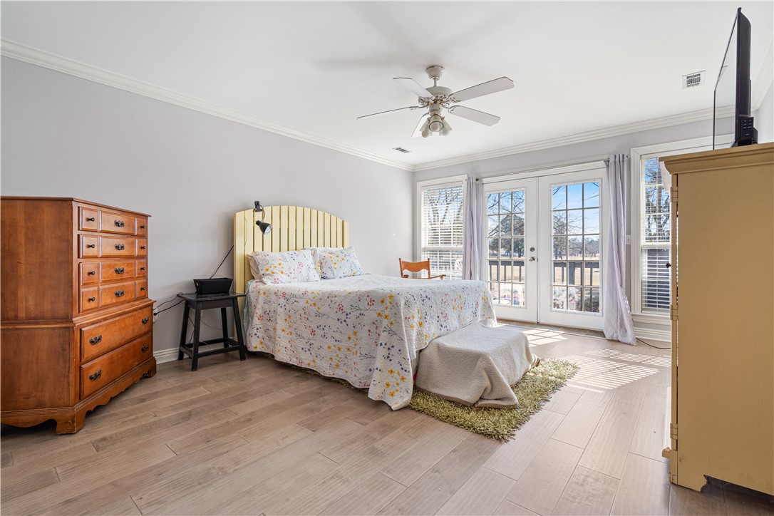 Country Club Acres - Residential