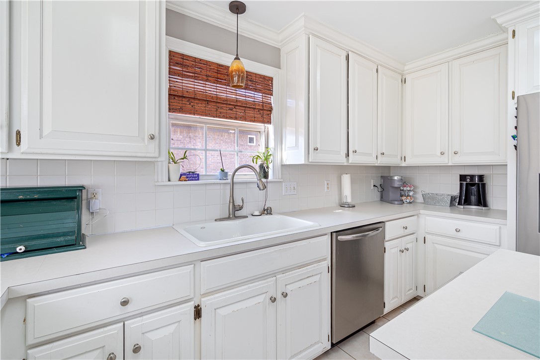 Country Club Acres - Residential