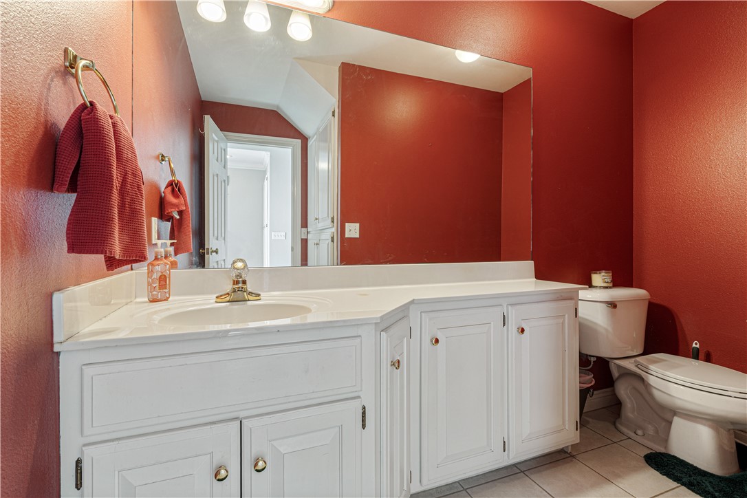 Country Club Acres - Residential