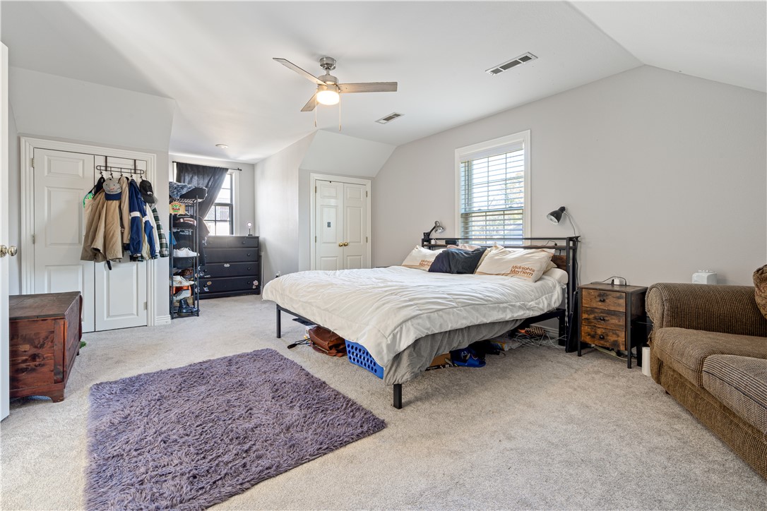 Country Club Acres - Residential