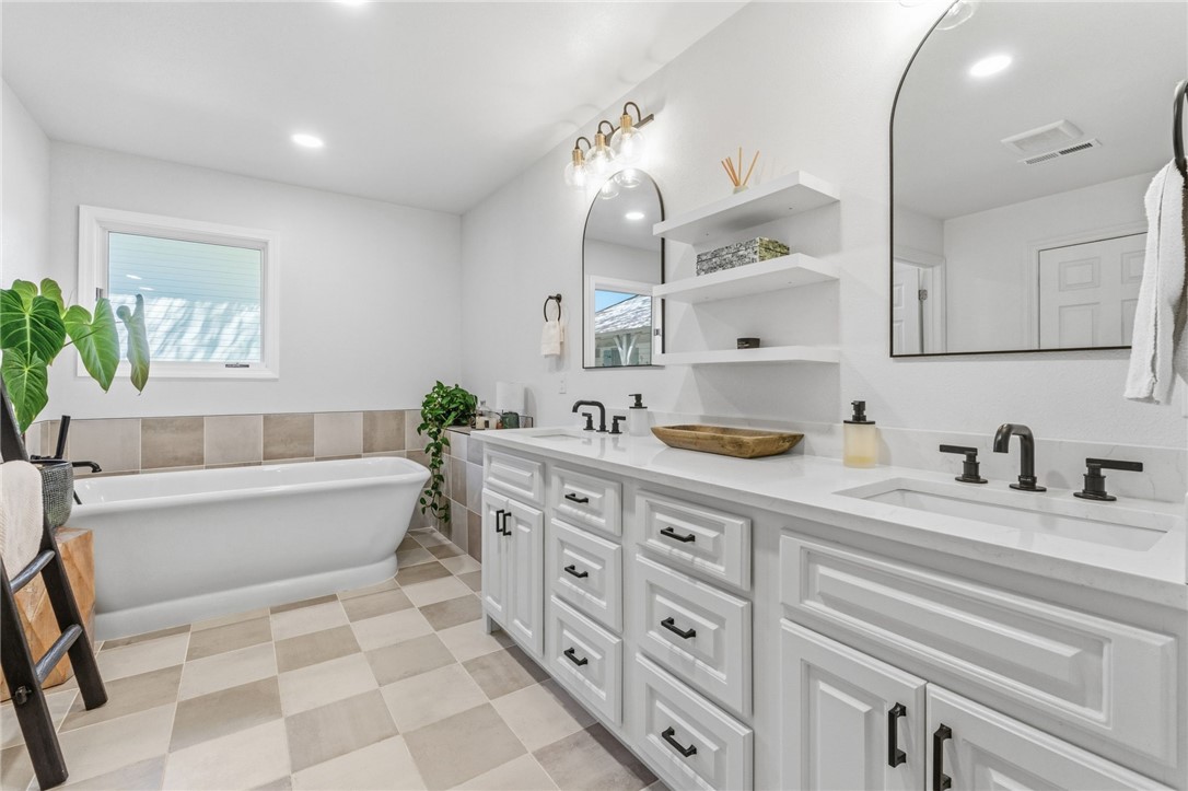 Eden's Gate - Residential