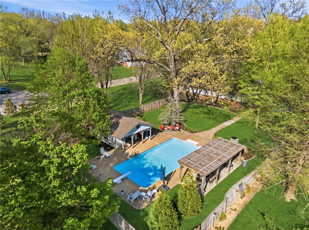 Eden's Gate - Residential