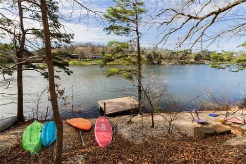 Photo of 17 Devizis Drive, Bella Vista, AR 72714 (MLS # 1340242)