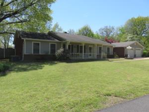 CELEBRATE WITH A WINNING COMBINATION OF EXTRA FAMILY ROOMS, CUSTOM DESIGNED KITCHEN, BONUS SUNROOM/ADDITIONAL KITCHEN! Entertaining made easy w/ wet bar, patios, pool! Dwelling is extraordinary! Extra lots convey at this list price! Park like setting w/ gazebos, serene sitting areas, established landscaping! 2 CHA units, 3 HWH, Italian stone in kitchen, loads of built ins!