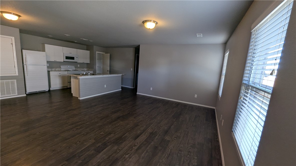 Holland Crossing Duplexes - Residential Lease