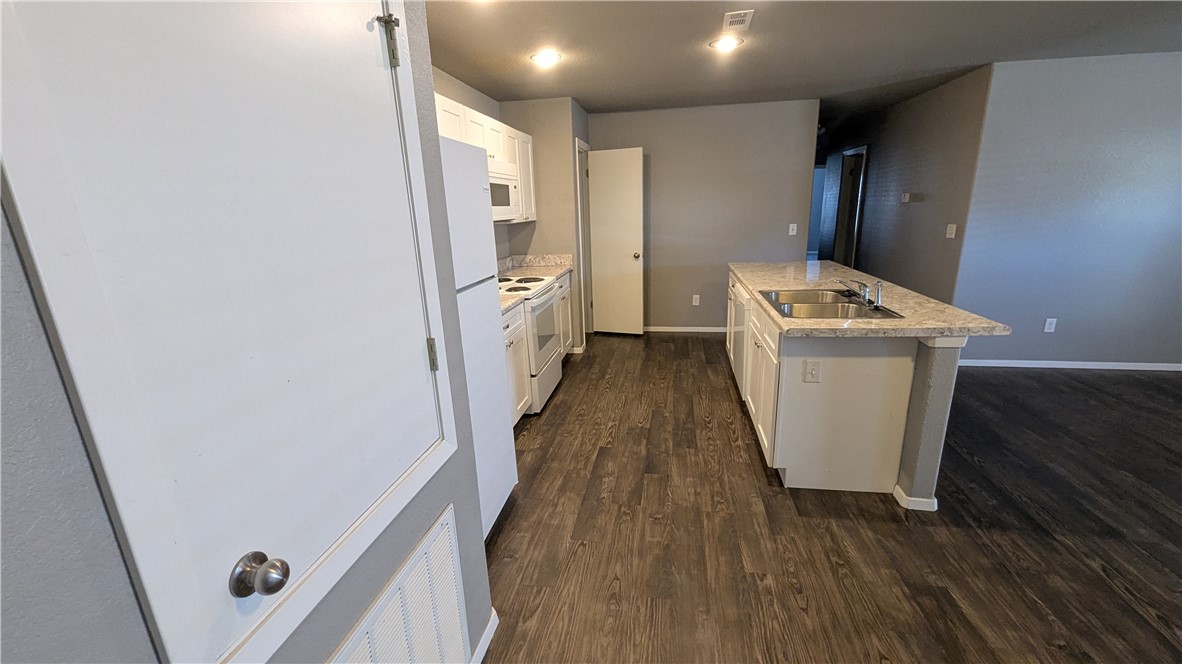 Holland Crossing Duplexes - Residential Lease