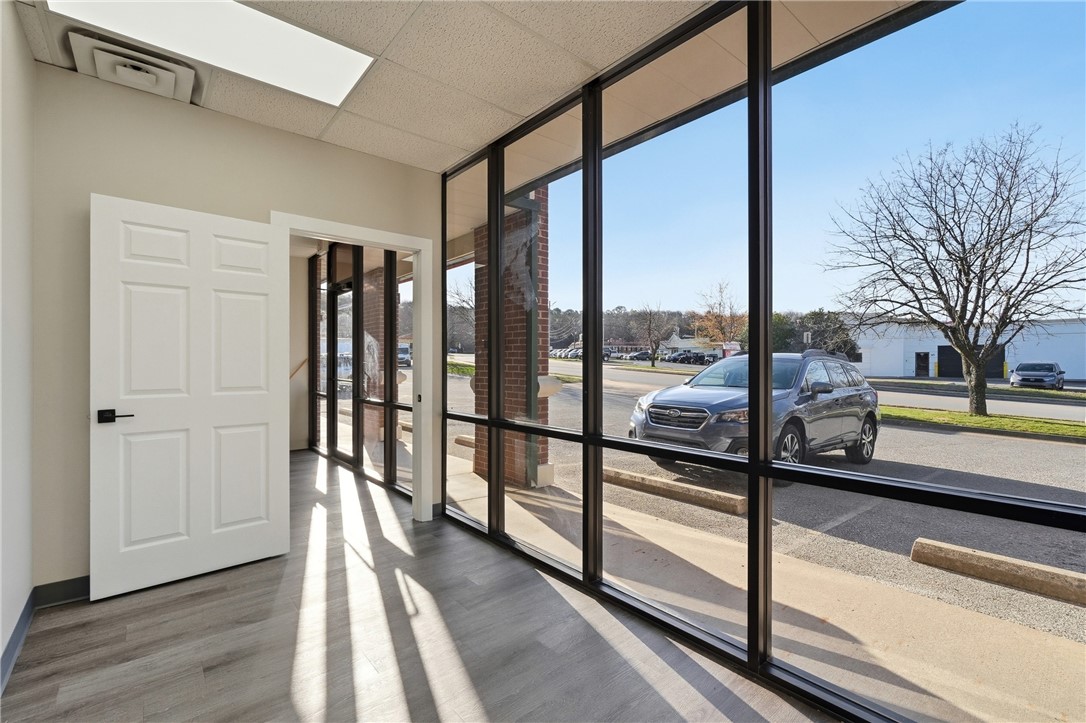 Fayetteville Outlots - Commercial Lease