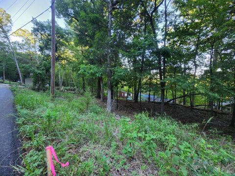 Unimproved Land in Rogers AR Lot 108 Hickory Drive 4.jpg