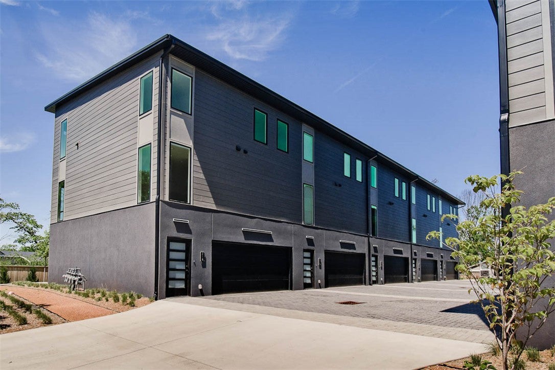 214 NW 9th Street